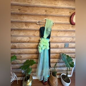 Dress the Population green Gown